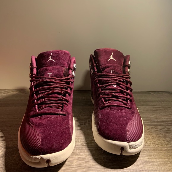 Air Jordan 12: Bordeaux (M), size 9.5 - Picture 4 of 8